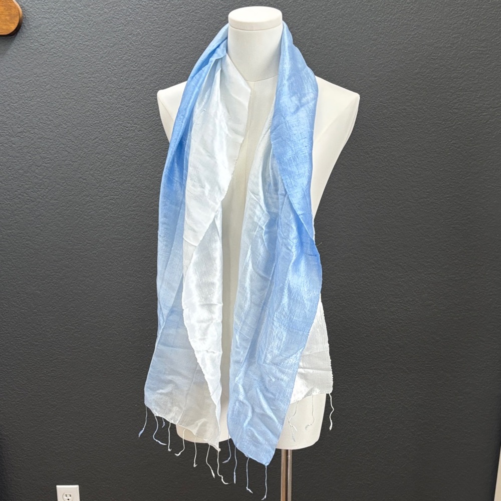 🦋 SILK OMBRÉ SCARF - NWOT 100% silk, purchased in Italy